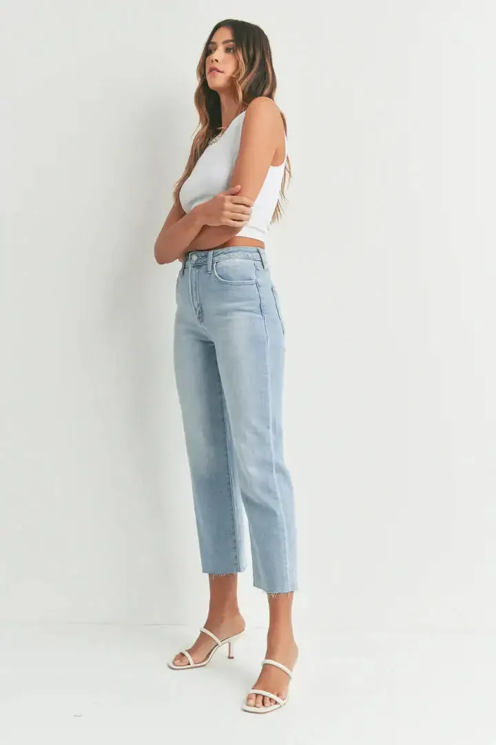 CLASSIC STRAIGHT DENIM