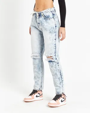 Ice-wash Ripped Knee Mom Jeans