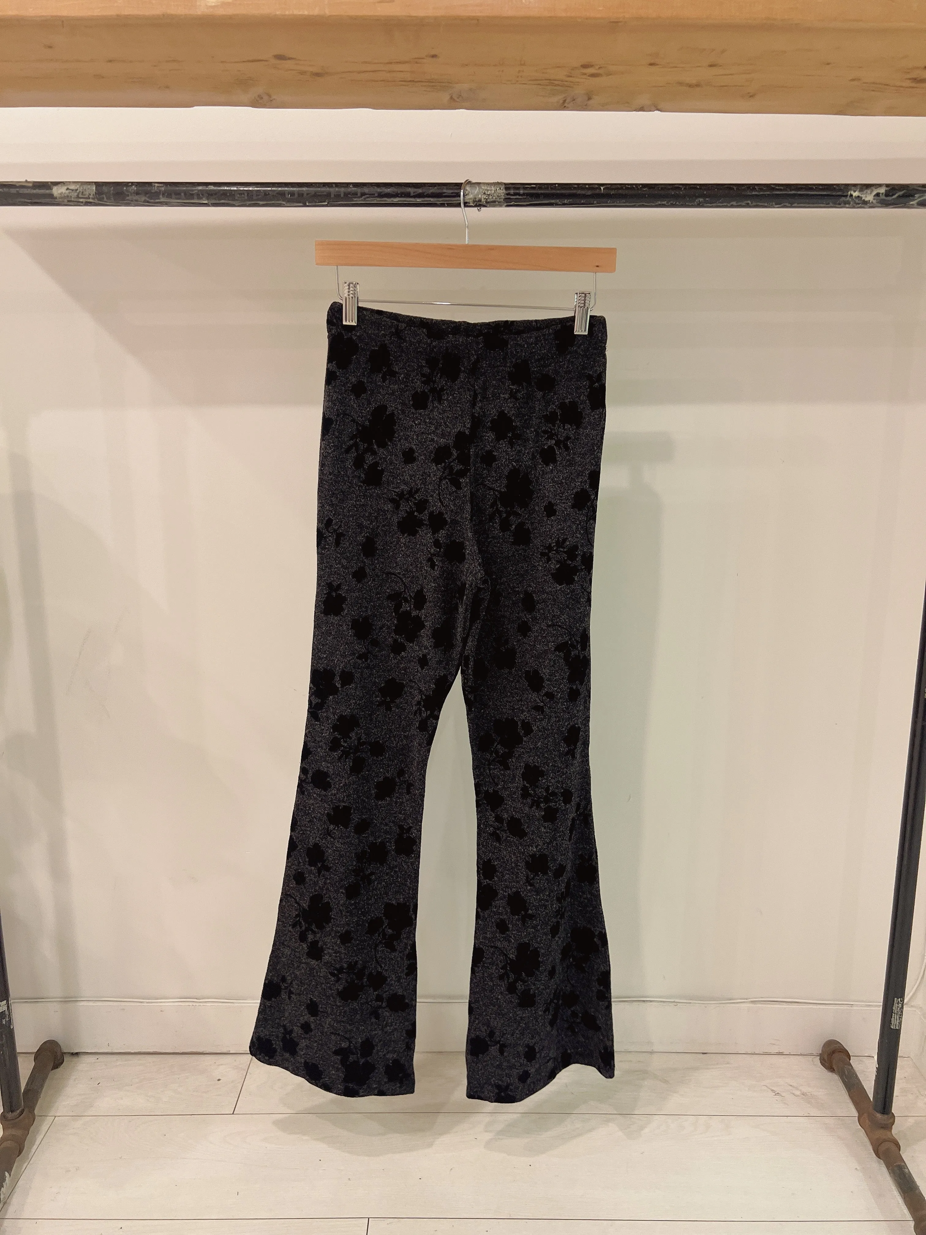 ROSA Flared knit pants